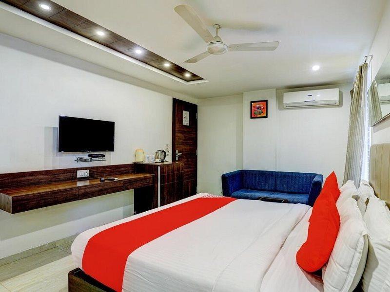 Fabhotel Prime Sky Light Вадодара Екстериор снимка